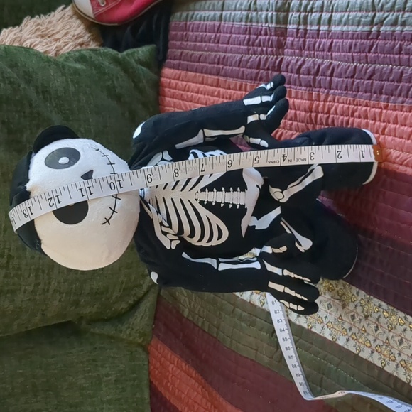 Animated dancing skeleton man dances to "Moves like Jagger", fresh batteries - Picture 5 of 8